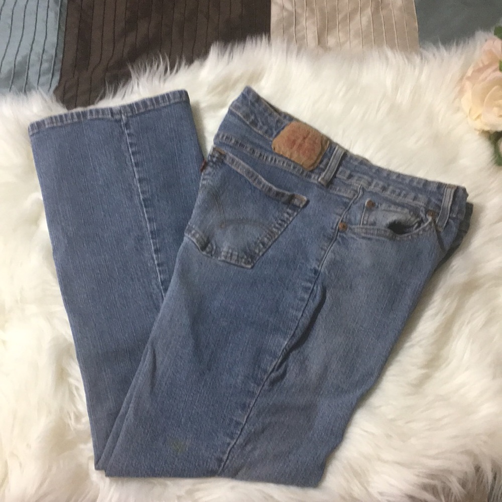 🔥518 Levi’s Jeans🔥